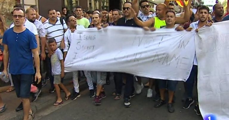 Spanish “solidarity” marchers blame Israel for Barcelona terror attack Spanish “solidarity” marchers blame Israel for Barcelona terror attack
