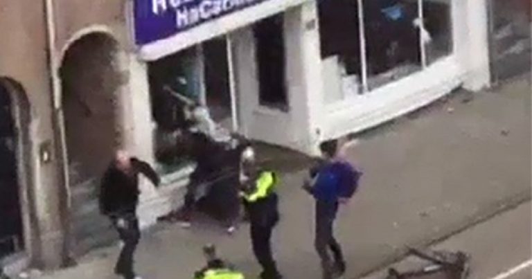 Palestinian man arrested after smashing windows of Amsterdam Kosher restaurant Palestinian man arrested after smashing windows of Amsterdam Kosher restaurant